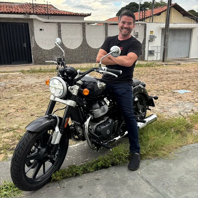 Apresentador César Filho sofre acidente de motocicleta em rodovia no Norte do Piauí - Acidente com motocicleta