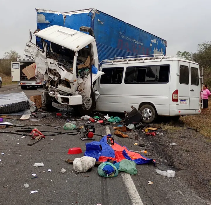Acidente fatal na BR-116 em Jaguaquara reacende alerta sobre segurança viária na Bahia - Colisão lateral