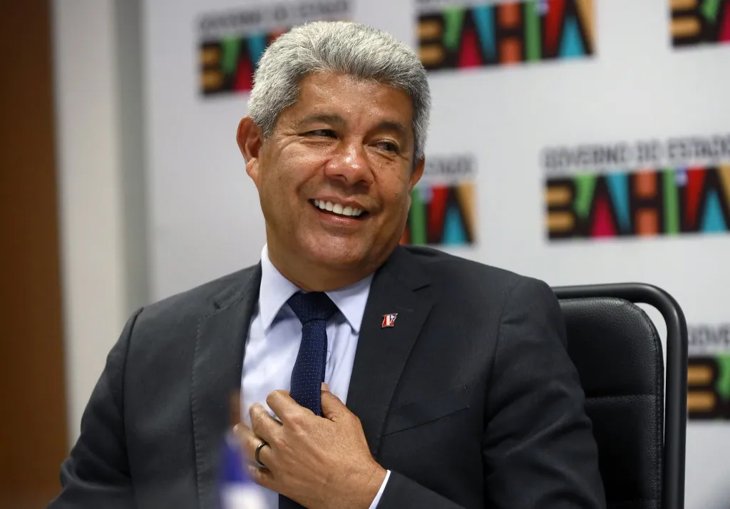 Bahia antecipa feriado do Servidor para 27 de outubro e libera salários na sexta-feira